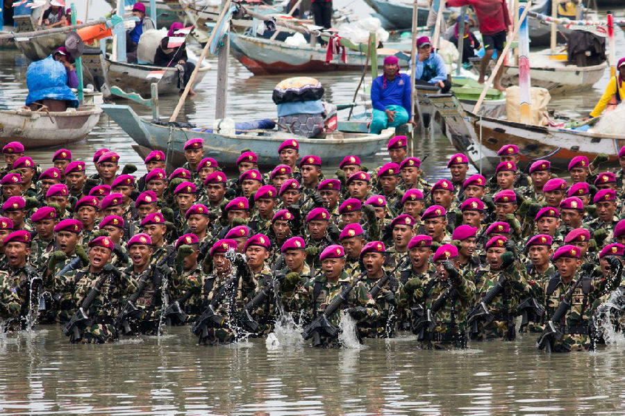 印度尼西亚海军周年庆喊口号
